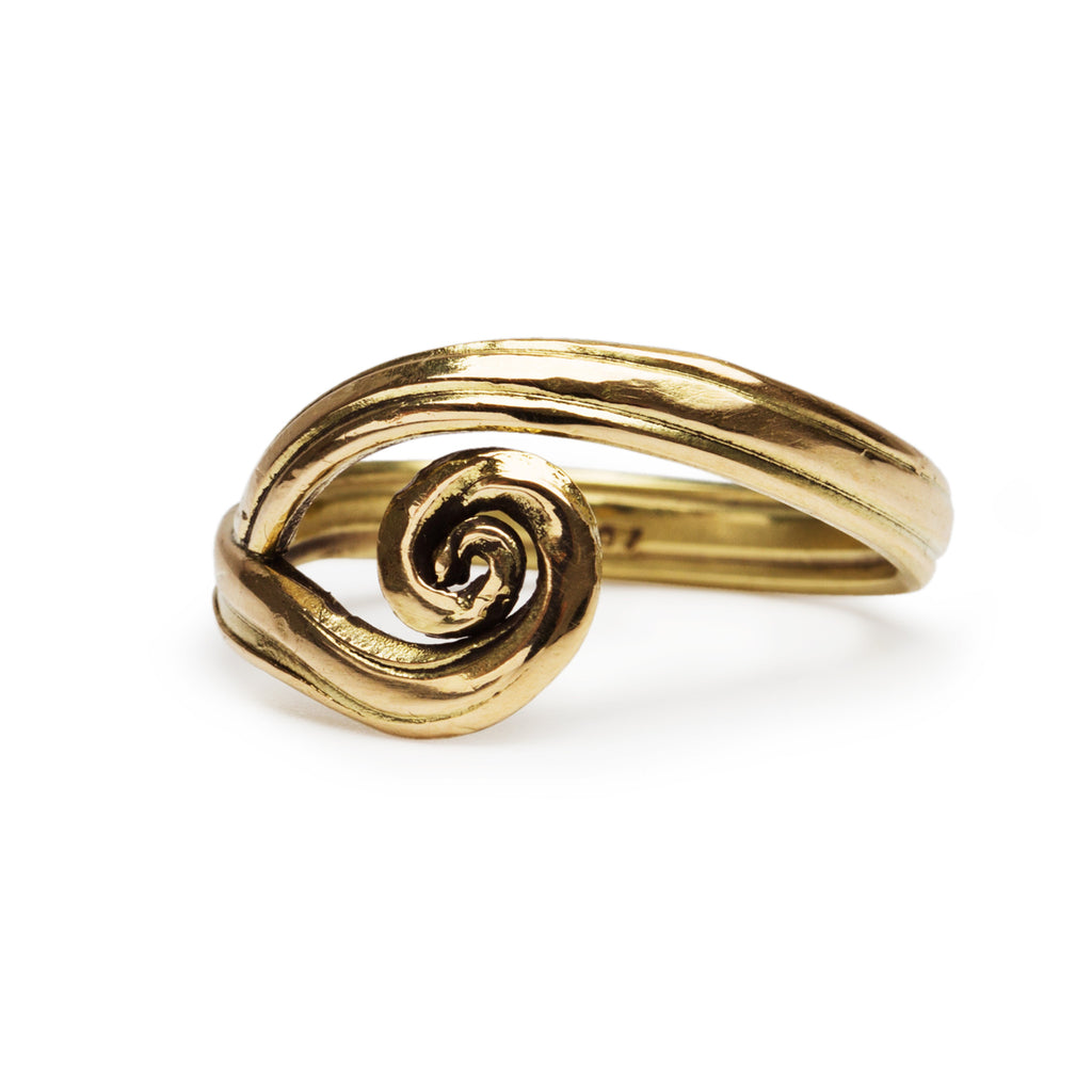 RA Twisted 18 K Gold Ring