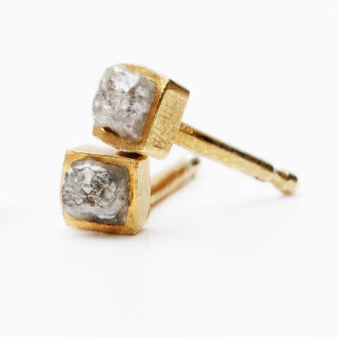 RAW Diamond 18 K Gold Pendant